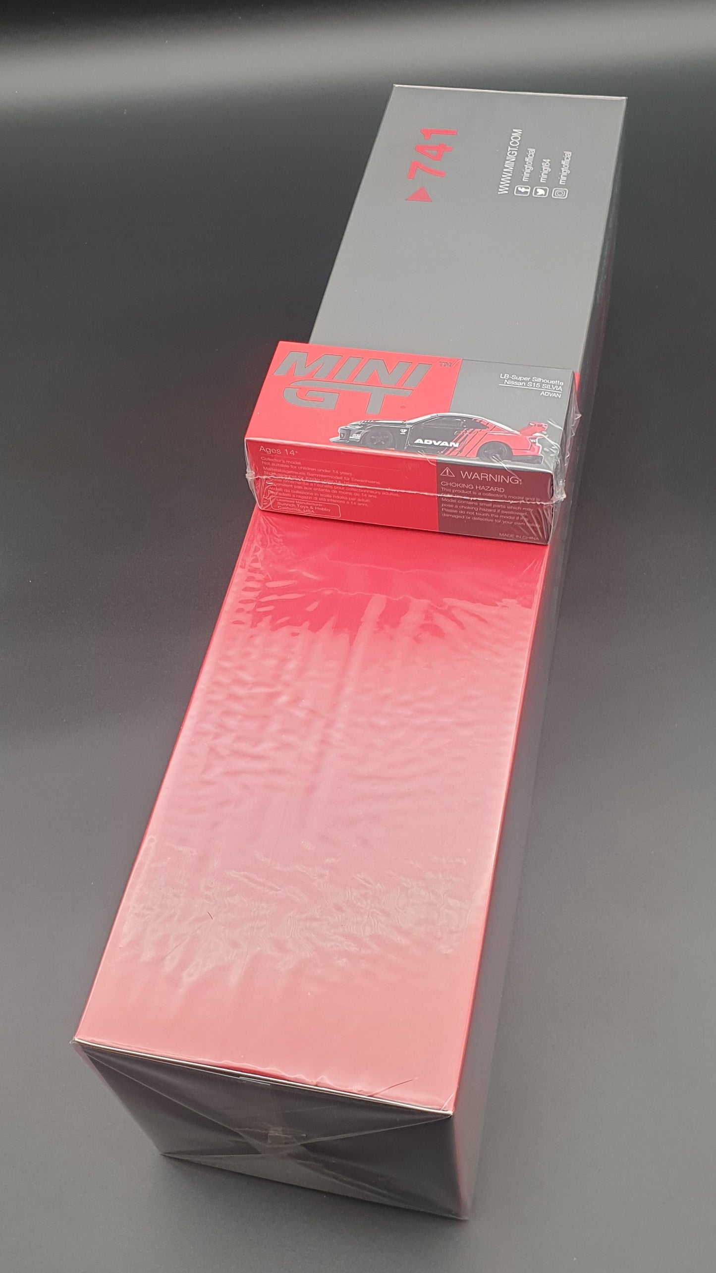 MERCEDES-BENZ Actros w/racing transporter 2023 Advan Mini GT 1:64