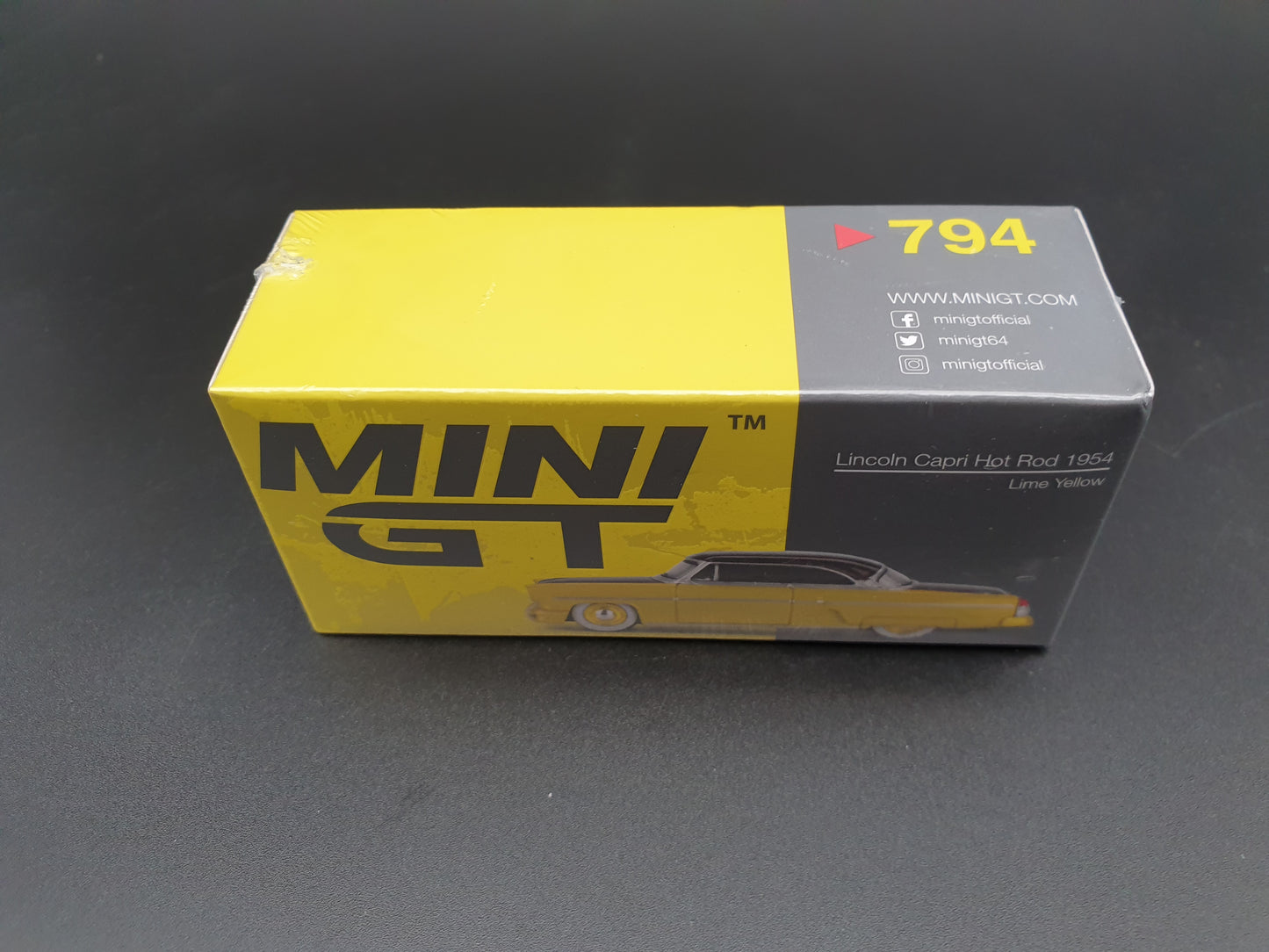 Lincoln Capri Hot Rod 1954 Lime Gold Mini GT 1:64