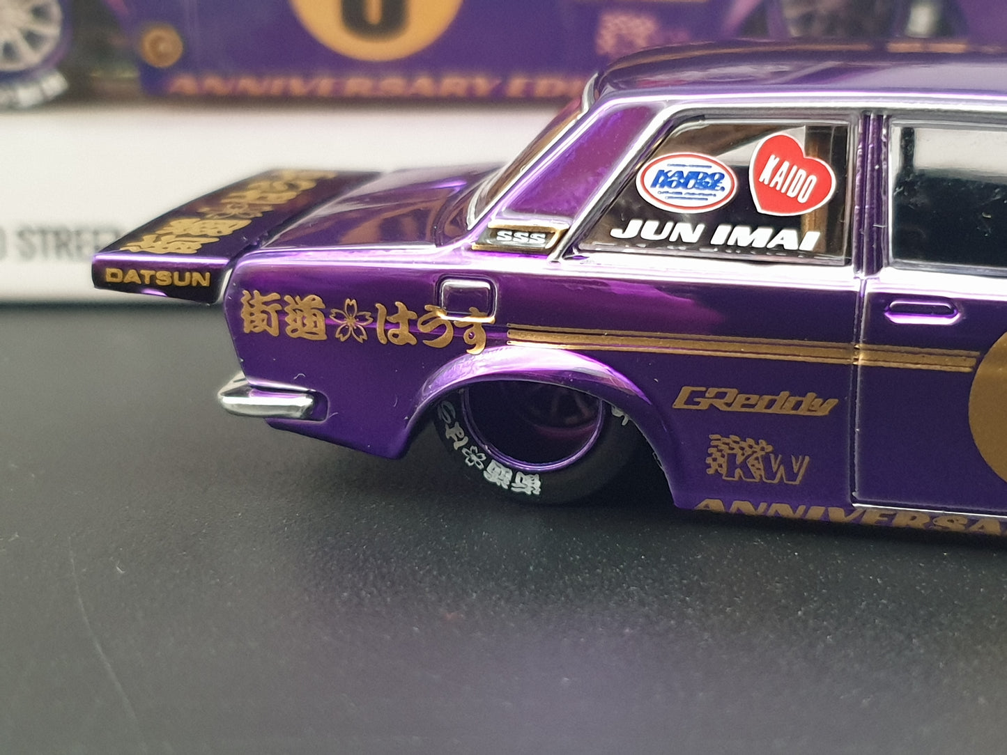 Datsun 510 PRO STREET ANNIVERSARY EDITION KAIDO HOUSE Mini GT 1:64