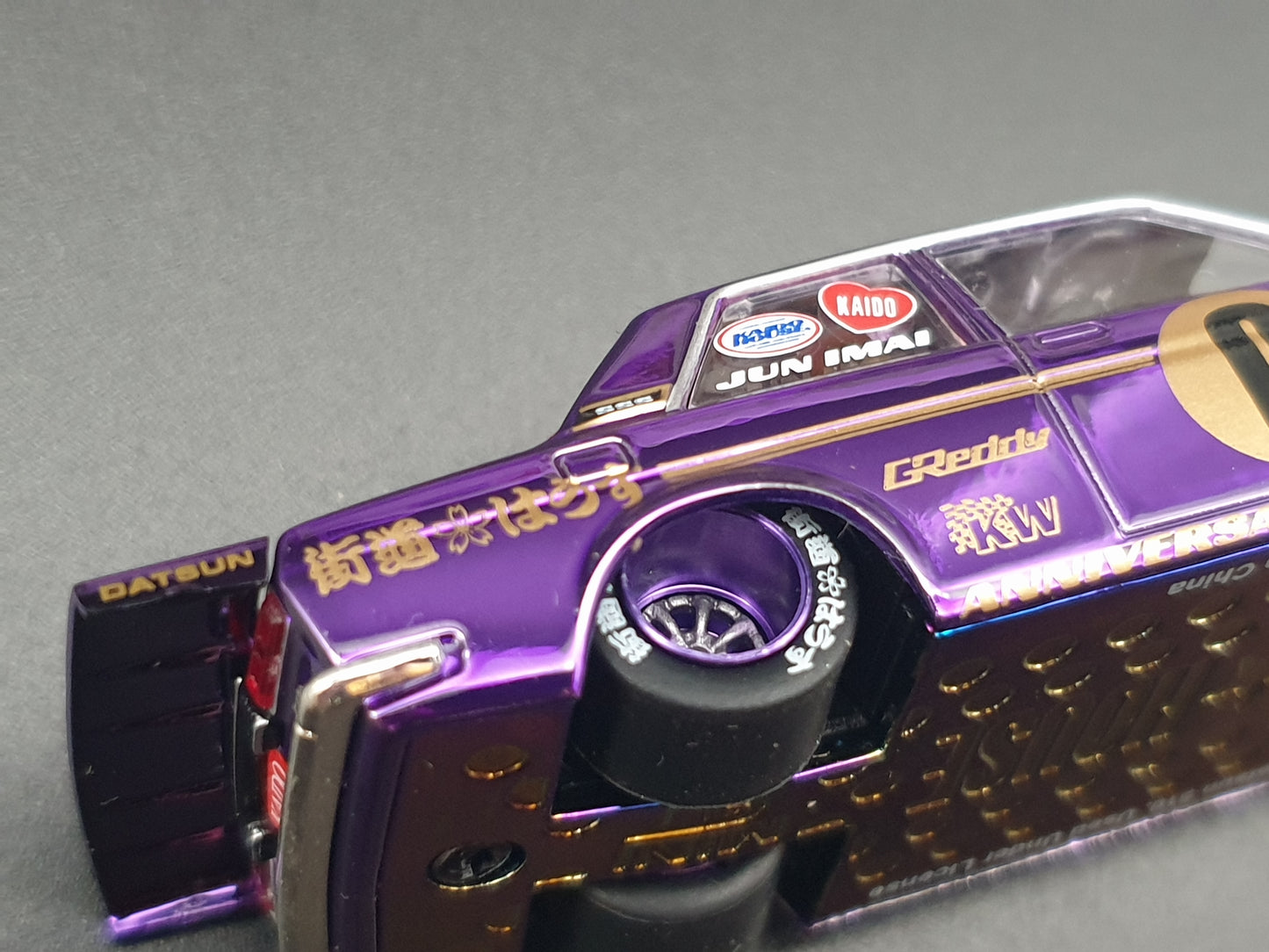 Datsun 510 PRO STREET ANNIVERSARY EDITION KAIDO HOUSE Mini GT 1:64