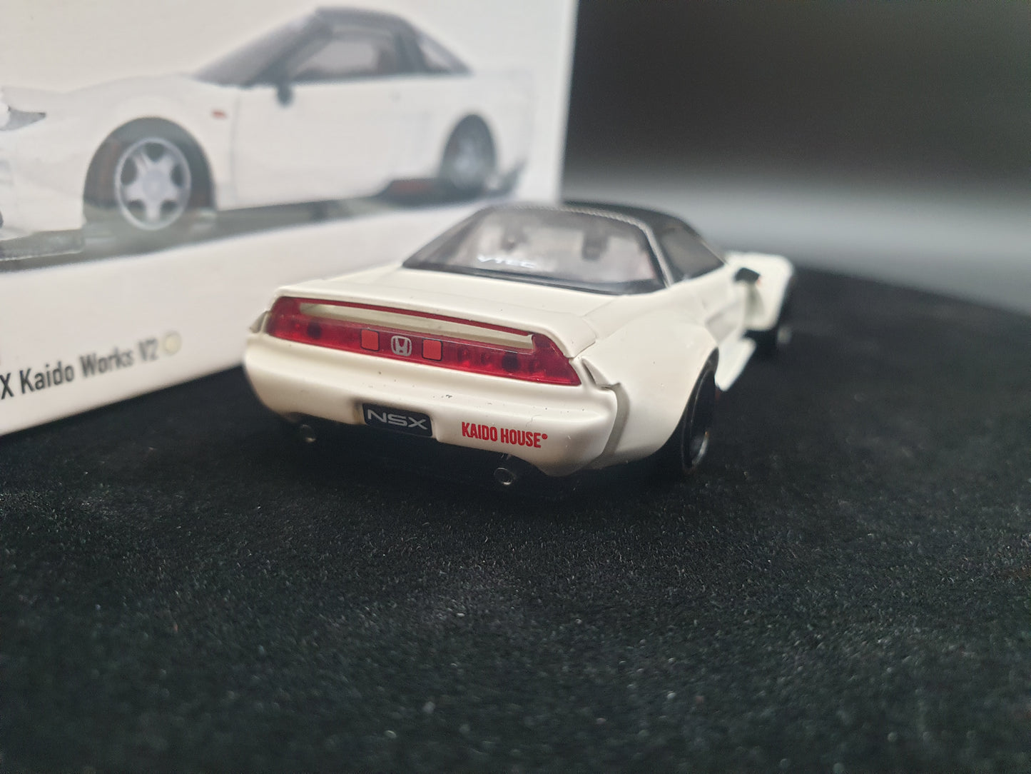 Honda NSX V2 White KAIDO HOUSE Mini GT 1:64