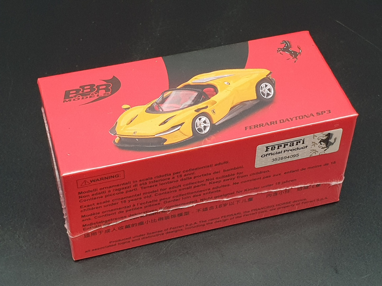 Ferrari Daytona SP3 Giallo Modena BBR 1:64