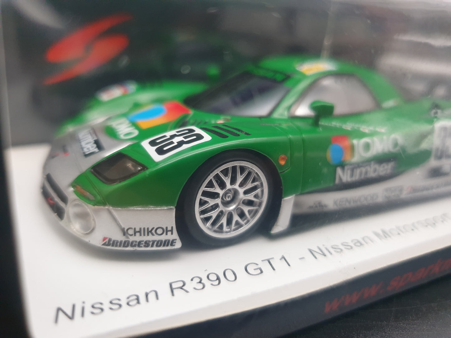 Nissan R390 GT1 #33 Nissan Motorsport 24H Le Mans 1998 Spark 1:43