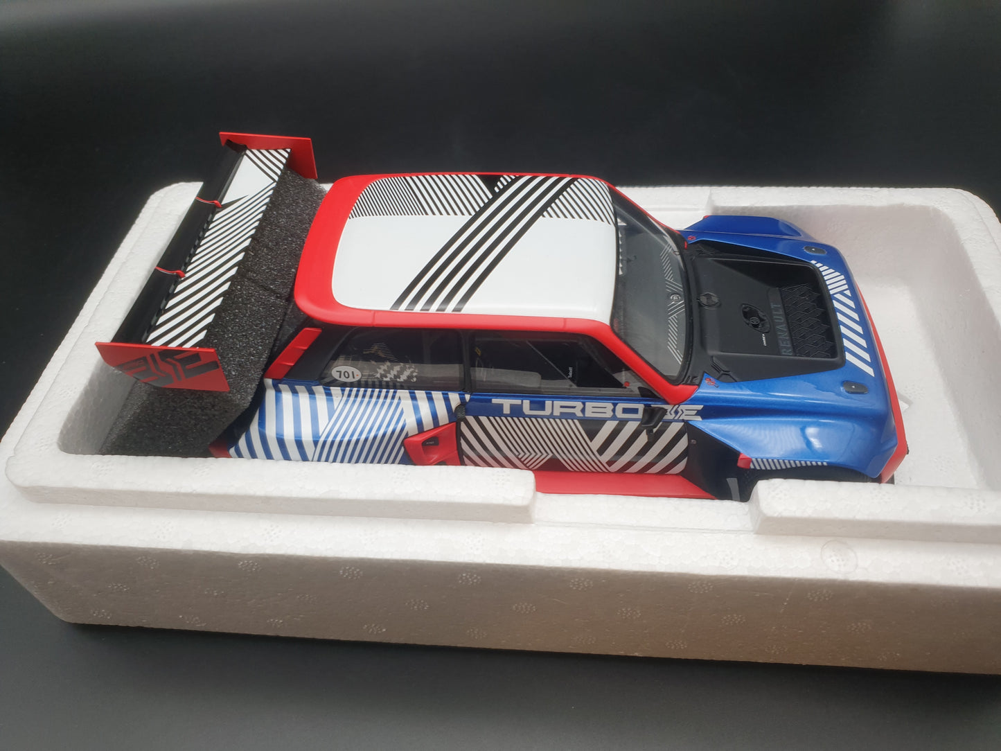 Renault 5 Turbo 3E E-Tech 2023 Ottomobile 1:18 OT1175