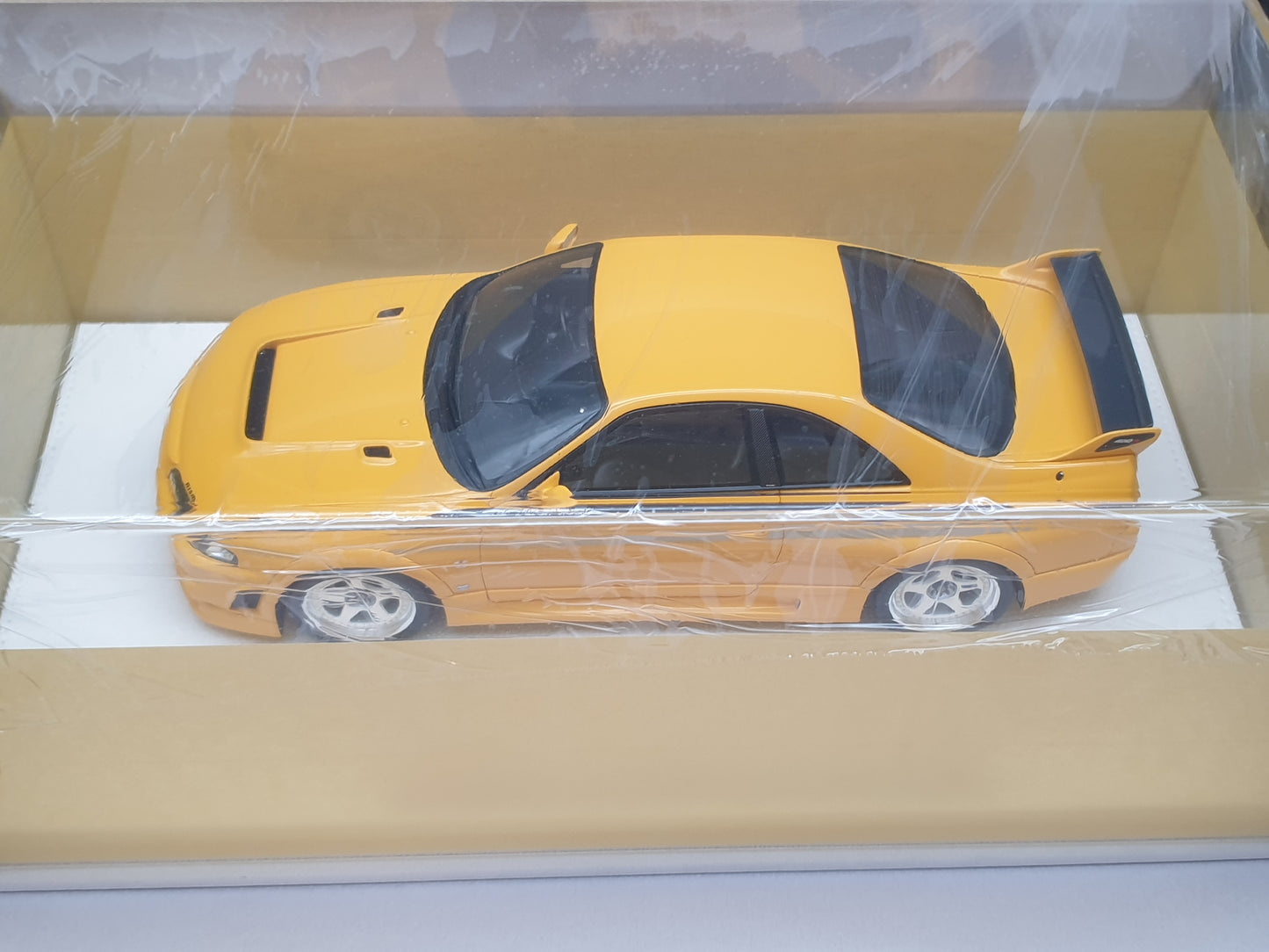 Miniature Nissan GT-R R33 400R - Scale 1:18