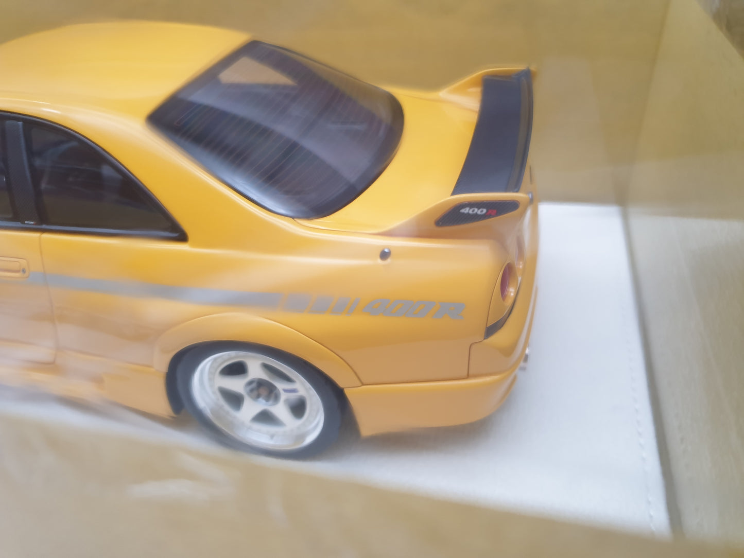 Miniature Nissan GT-R R33 400R - Scale 1:18