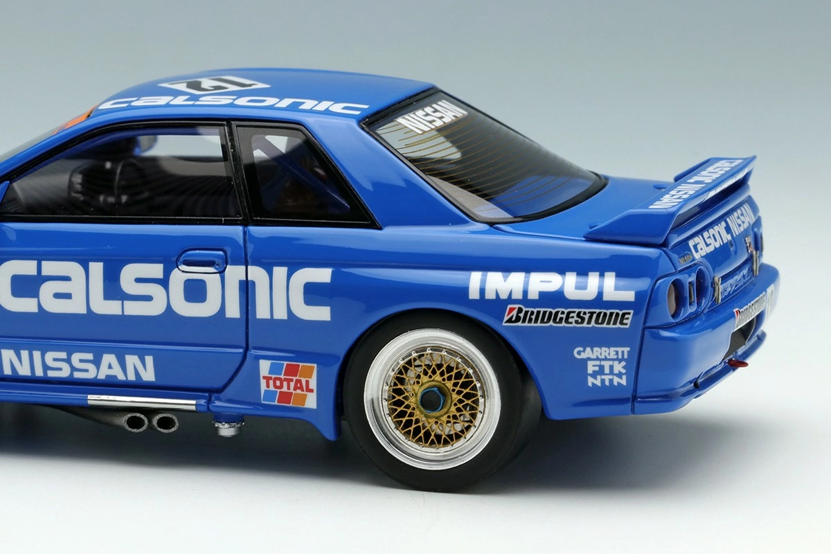 Miniature Nissan Skyline GT-R R34 - Mine's EM760 - Scale 1:18