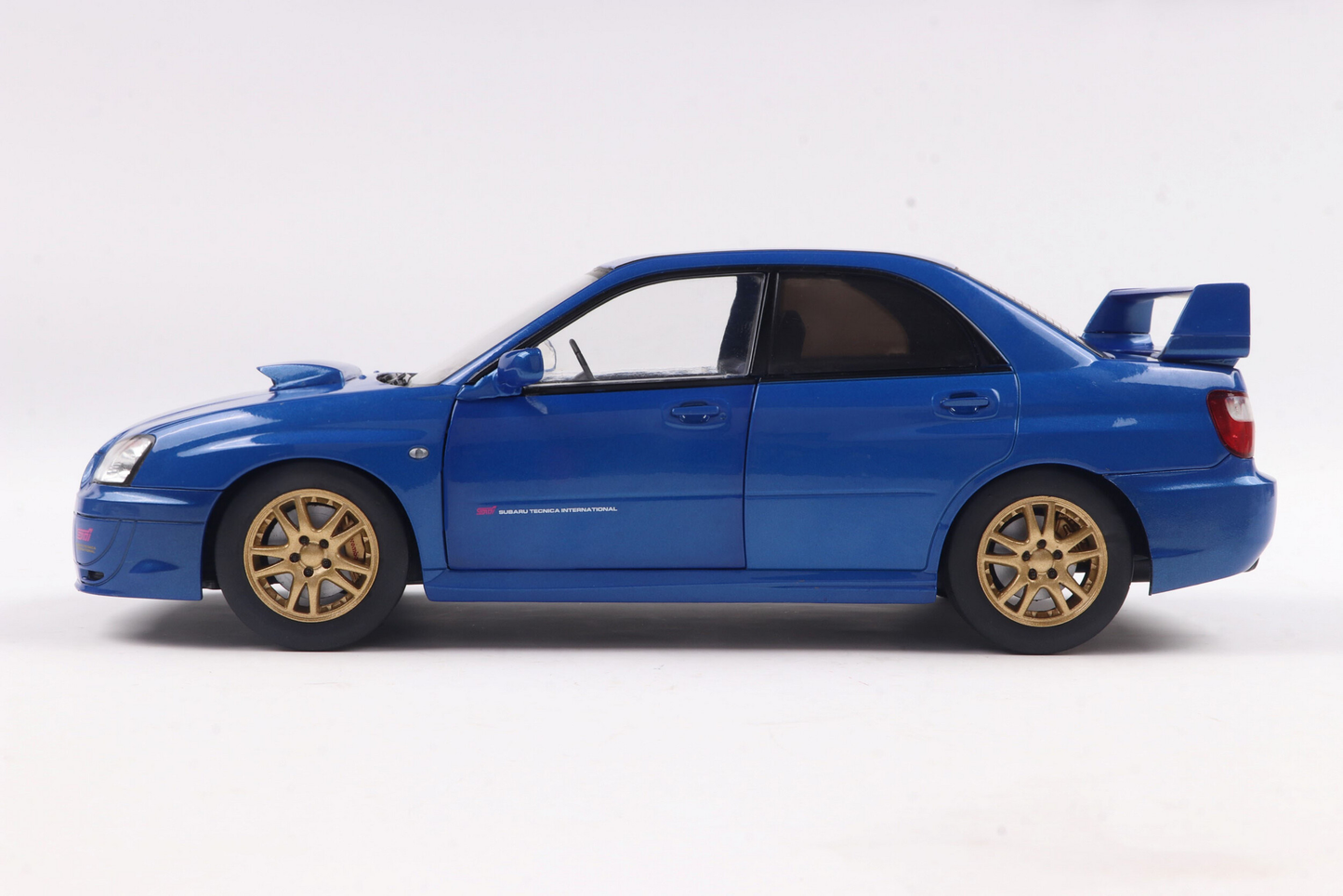 Subaru Impreza WRX STi 2003 Solido 1:18