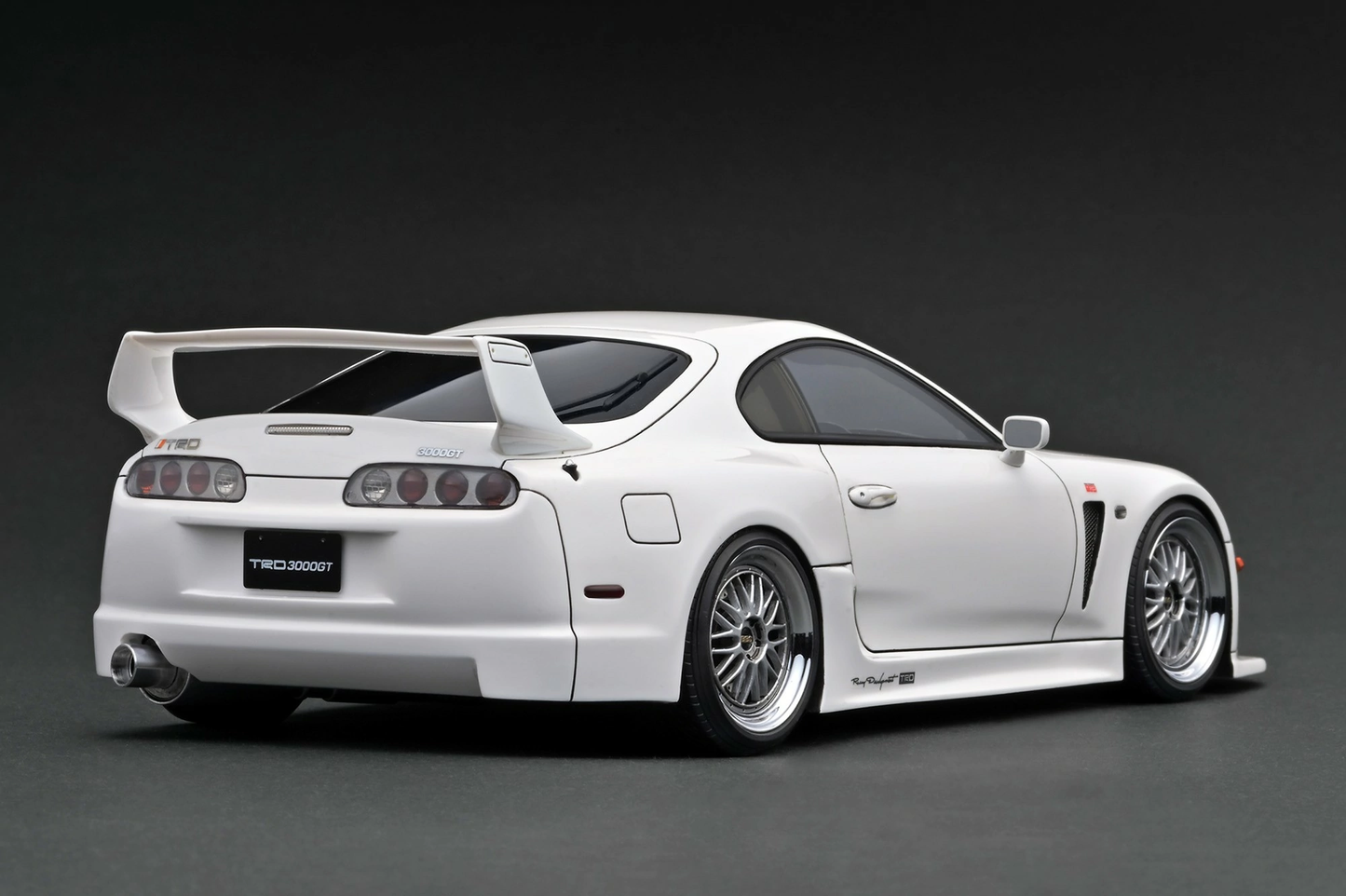 TOYOTA Supra (A80) TRD 3000GT White Ignition Model 1:18