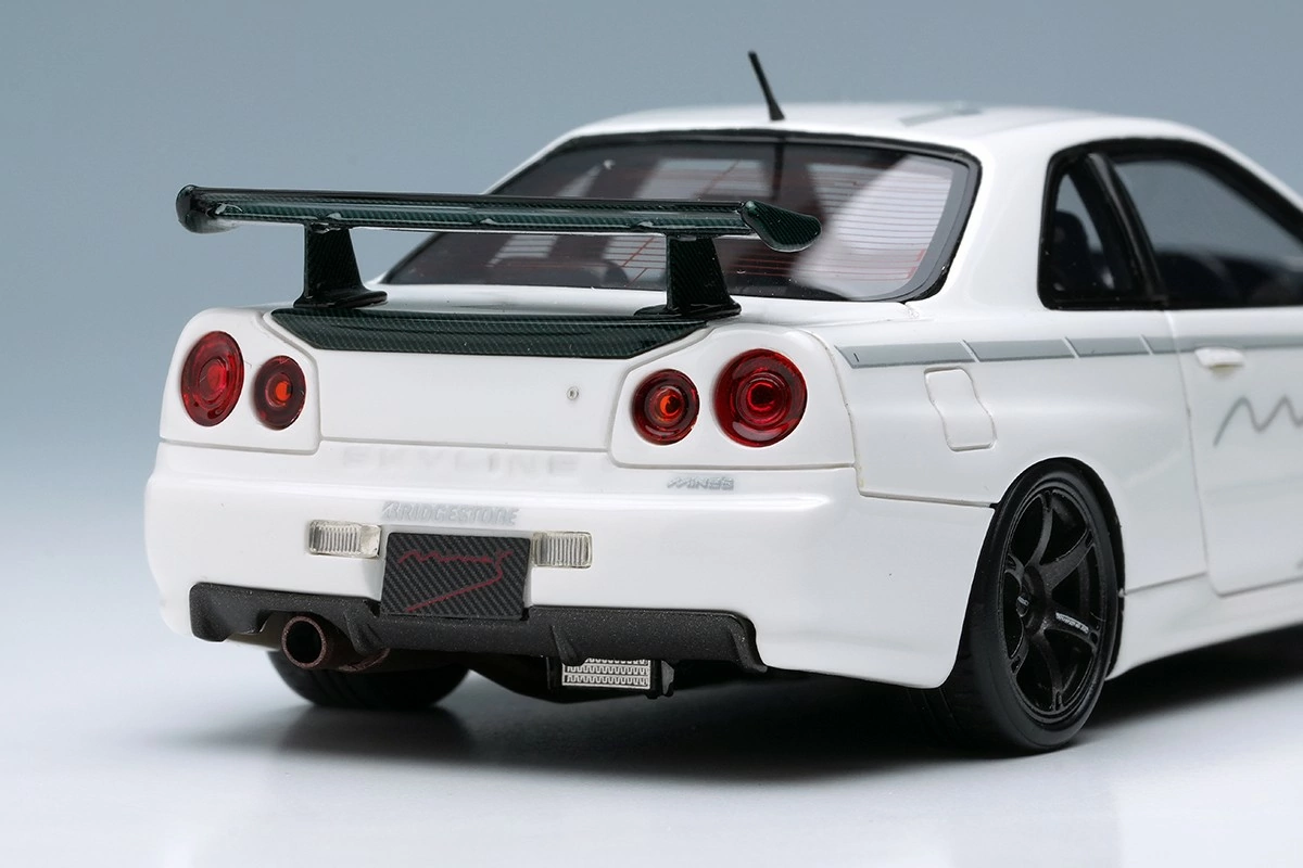 Miniature Nissan Skyline GT-R R34 - Mine's EM760 - Scale 1:18