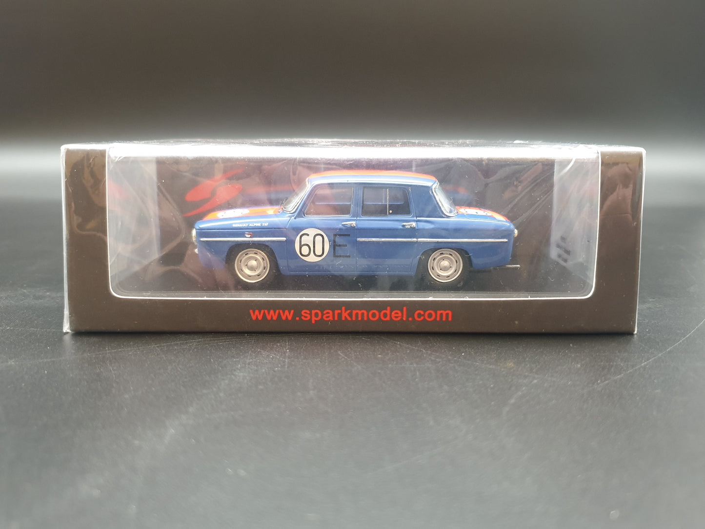 Renault 8 Gordini Macau 1966 Spark 1:43