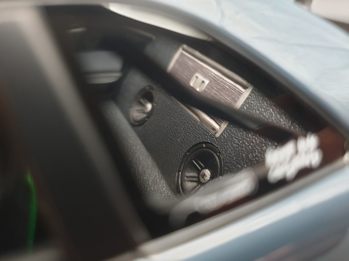 IG3639 TOP SECRET 34GT-R (BNR34) Stealth Gray Ignition Model 1:18