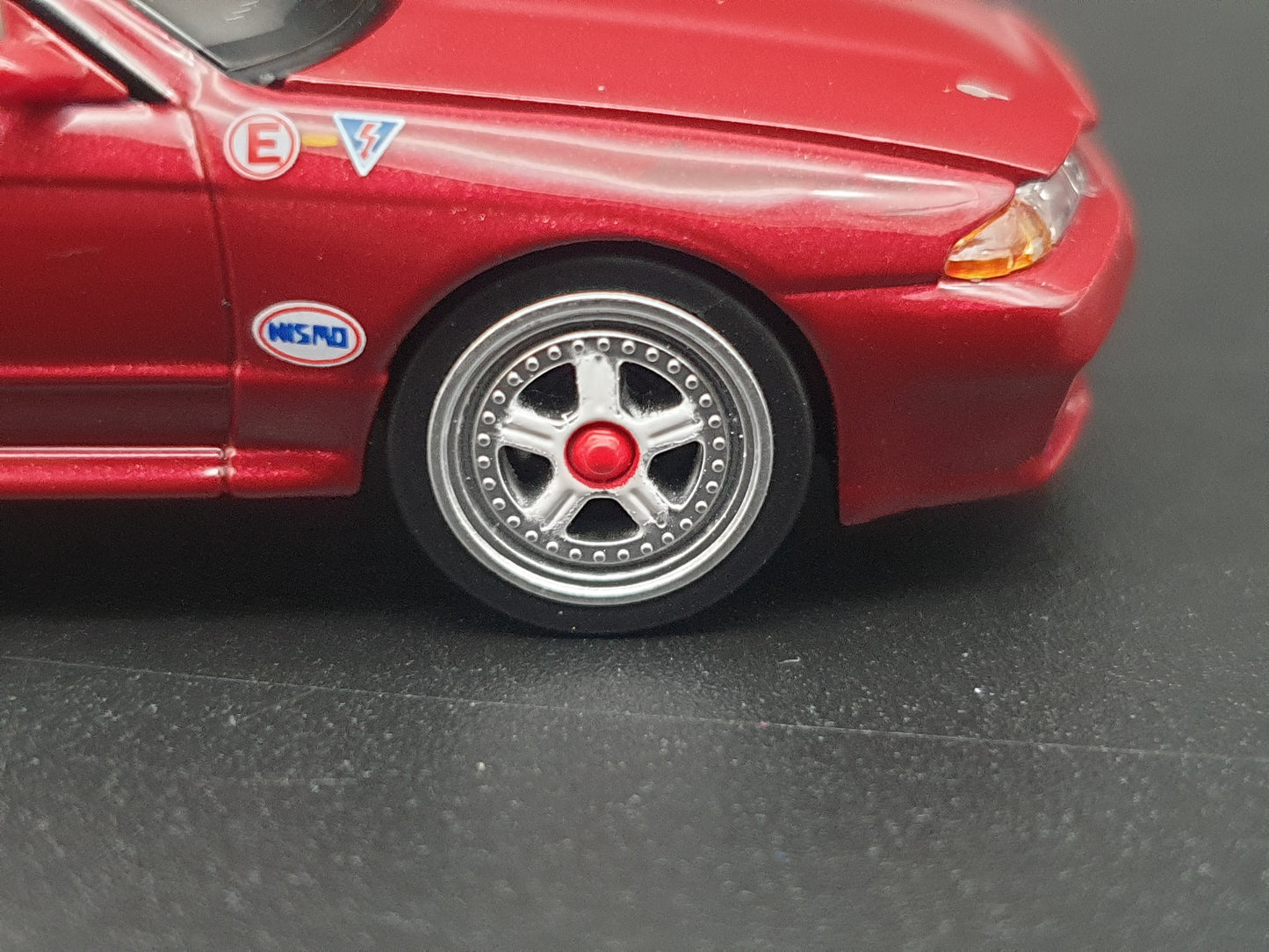 Nissan Skyline GT-R R32 Group A Plain Body Tomica Limited Vintage NEO 1:64