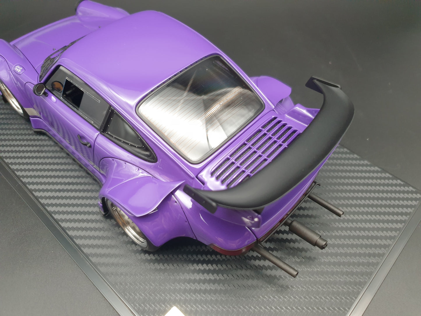 IG3698 RWB 930 Purple Ignition Model 1:18