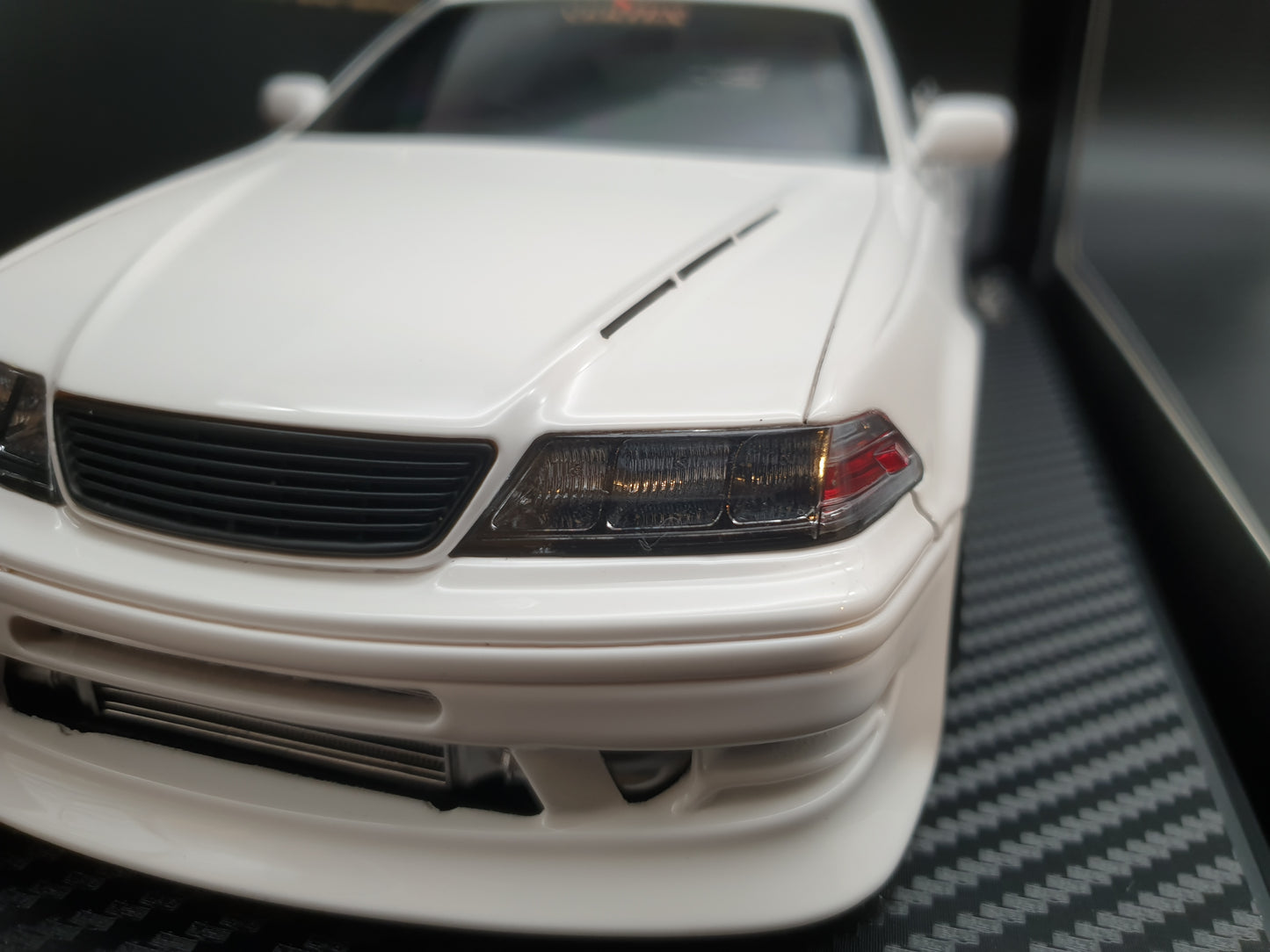 IG3576 Toyota Chaser VERTEX JZX100 MARK-II White Ignition Model 1:18