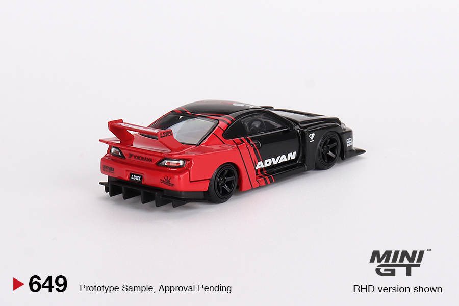 LB-Super Silhouette Nissan S15 Silvia Advan Mini GT 1:64