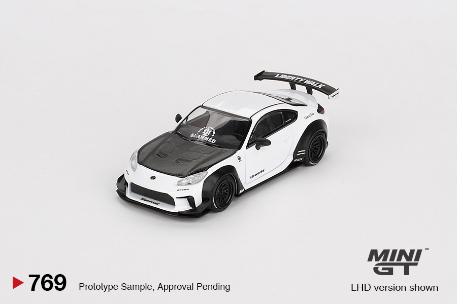 Toyota GR86 LB Nation White Mini GT 1:64