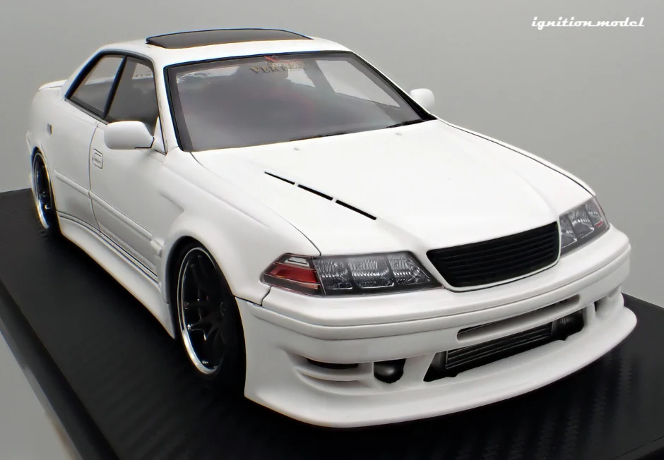 IG3576 Toyota Chaser VERTEX JZX100 MARK-II White Ignition Model 1:18