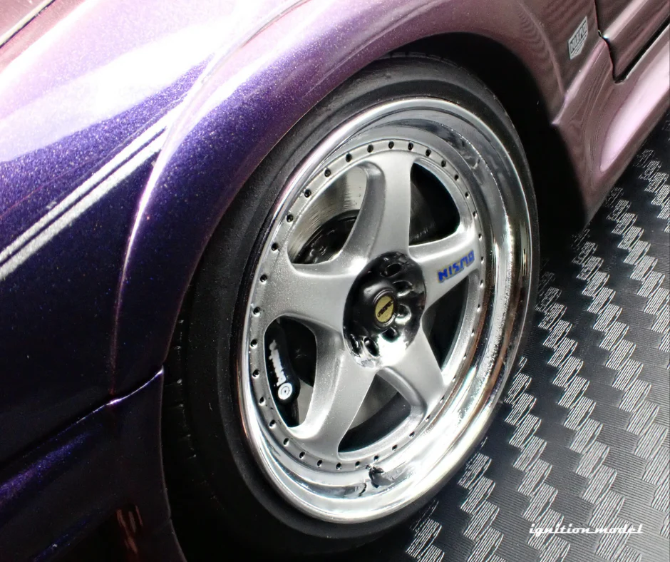 IG3657 NISMO 400R (BCNR33) Midnight Purple Ignition Model 1:18