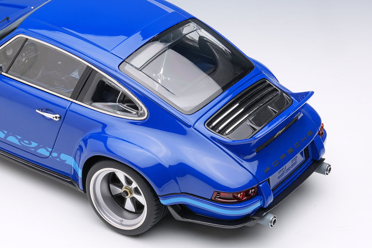 Miniature Porsche 911 Carrera - Singer DLS 2023 - Scale 1:18