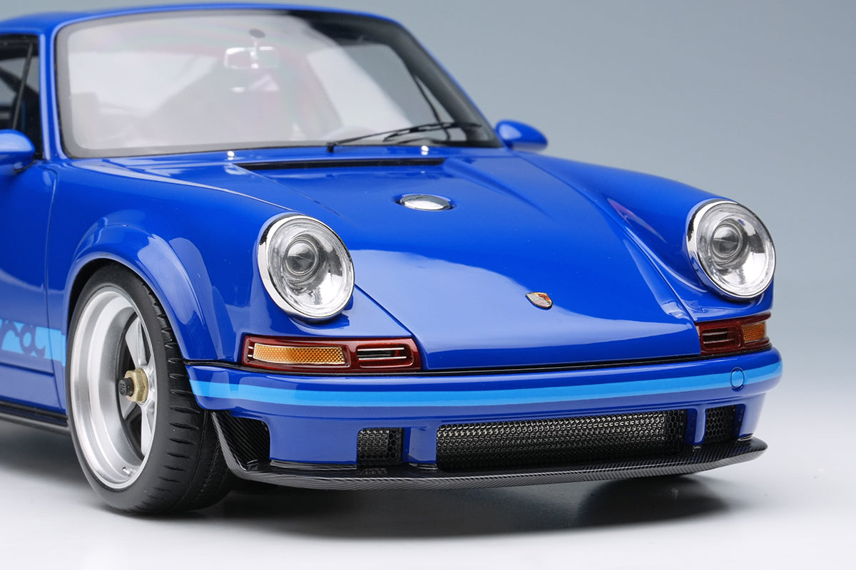 Miniature Porsche 911 Carrera - Singer DLS 2023 - Scale 1:18