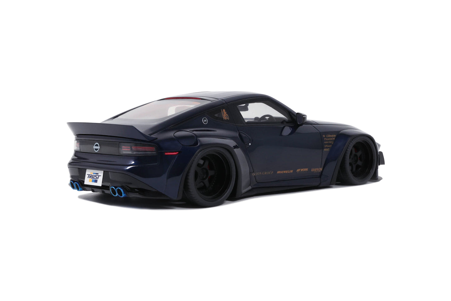 Nissan 400Z (RZ34) Pandem Blue GT SPIRIT 1:18