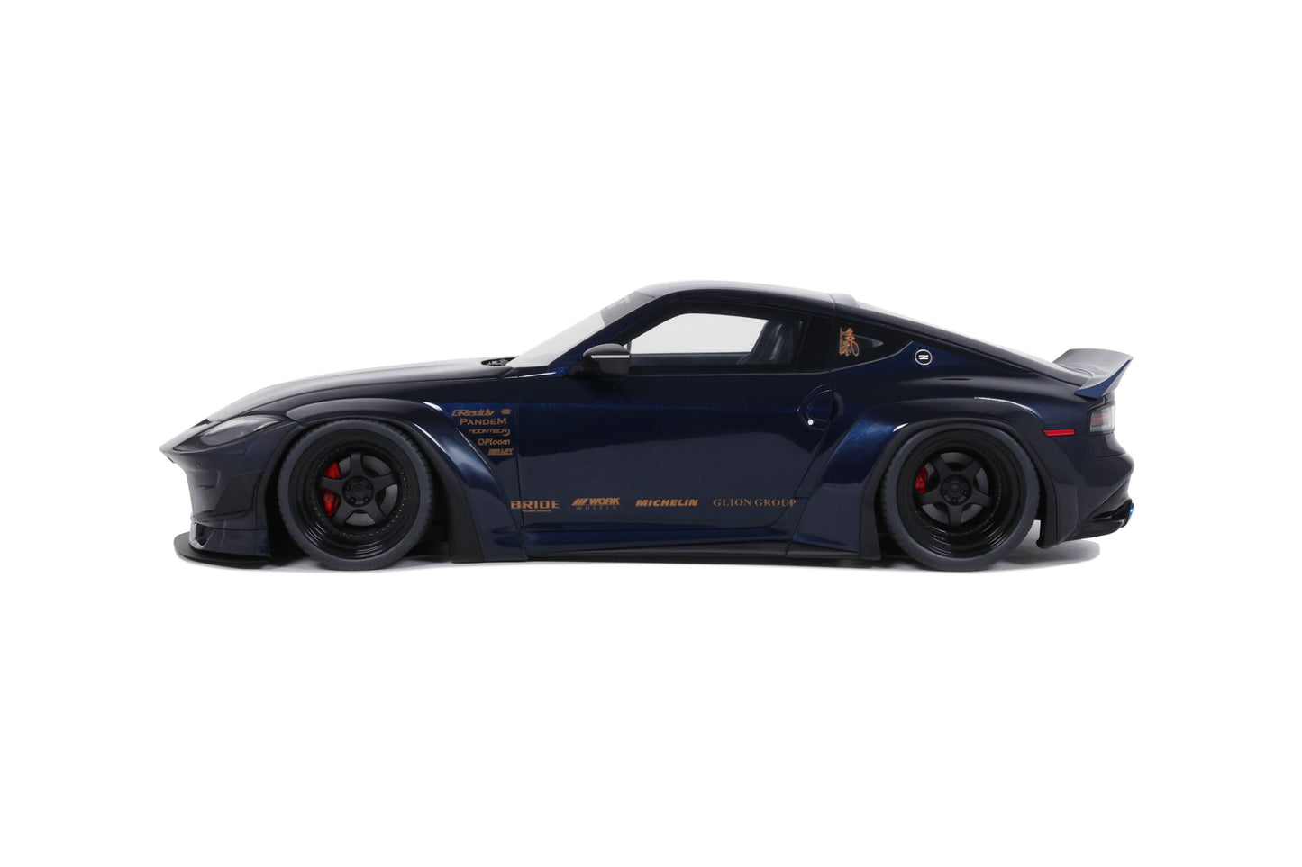 Nissan 400Z (RZ34) Pandem Blue GT SPIRIT 1:18