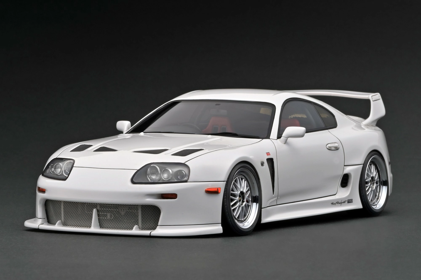 TOYOTA Supra (A80) TRD 3000GT White Ignition Model 1:18