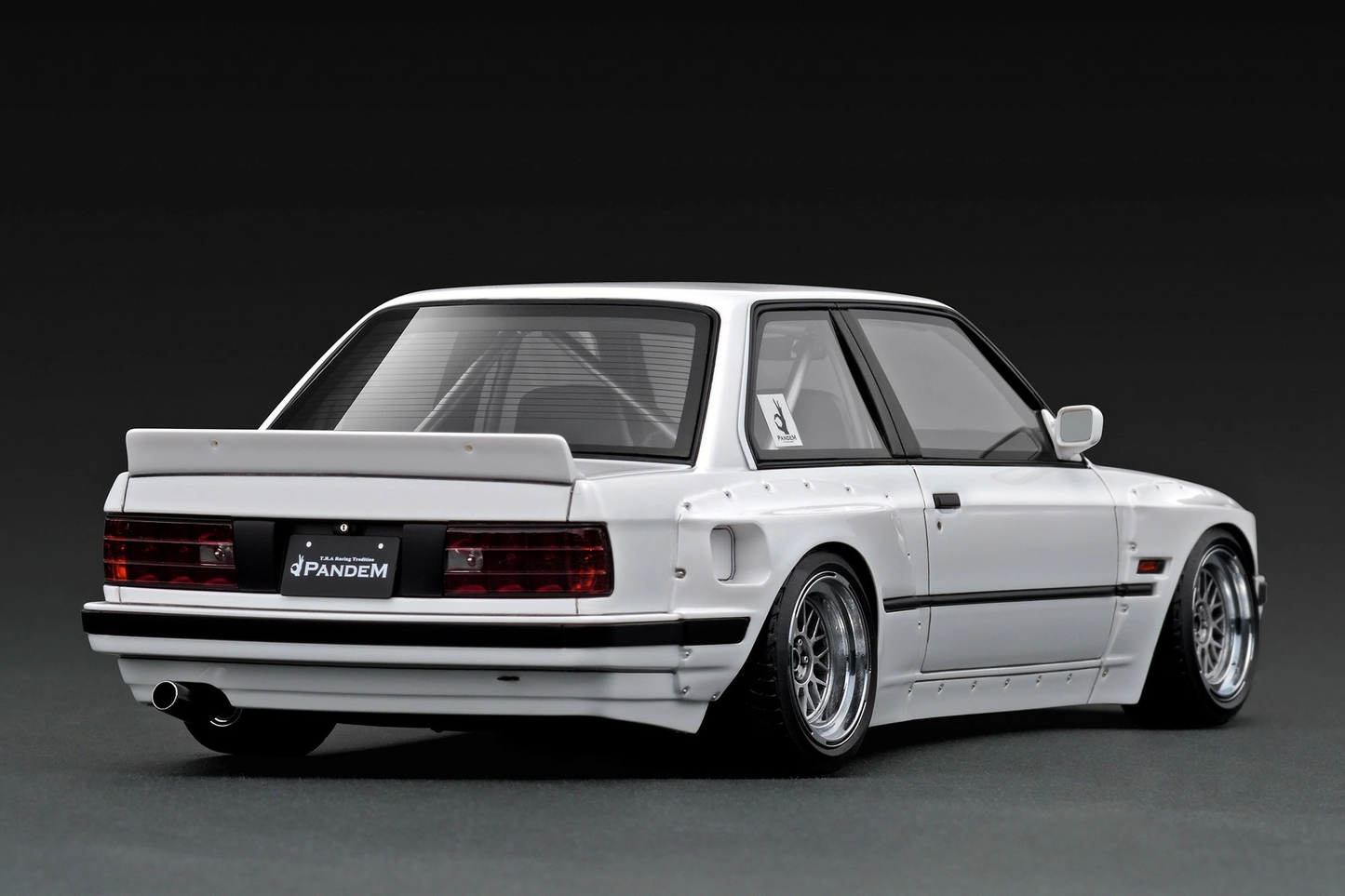 PANDEM 30 (BMW E30) White Ignition Model 1:18
