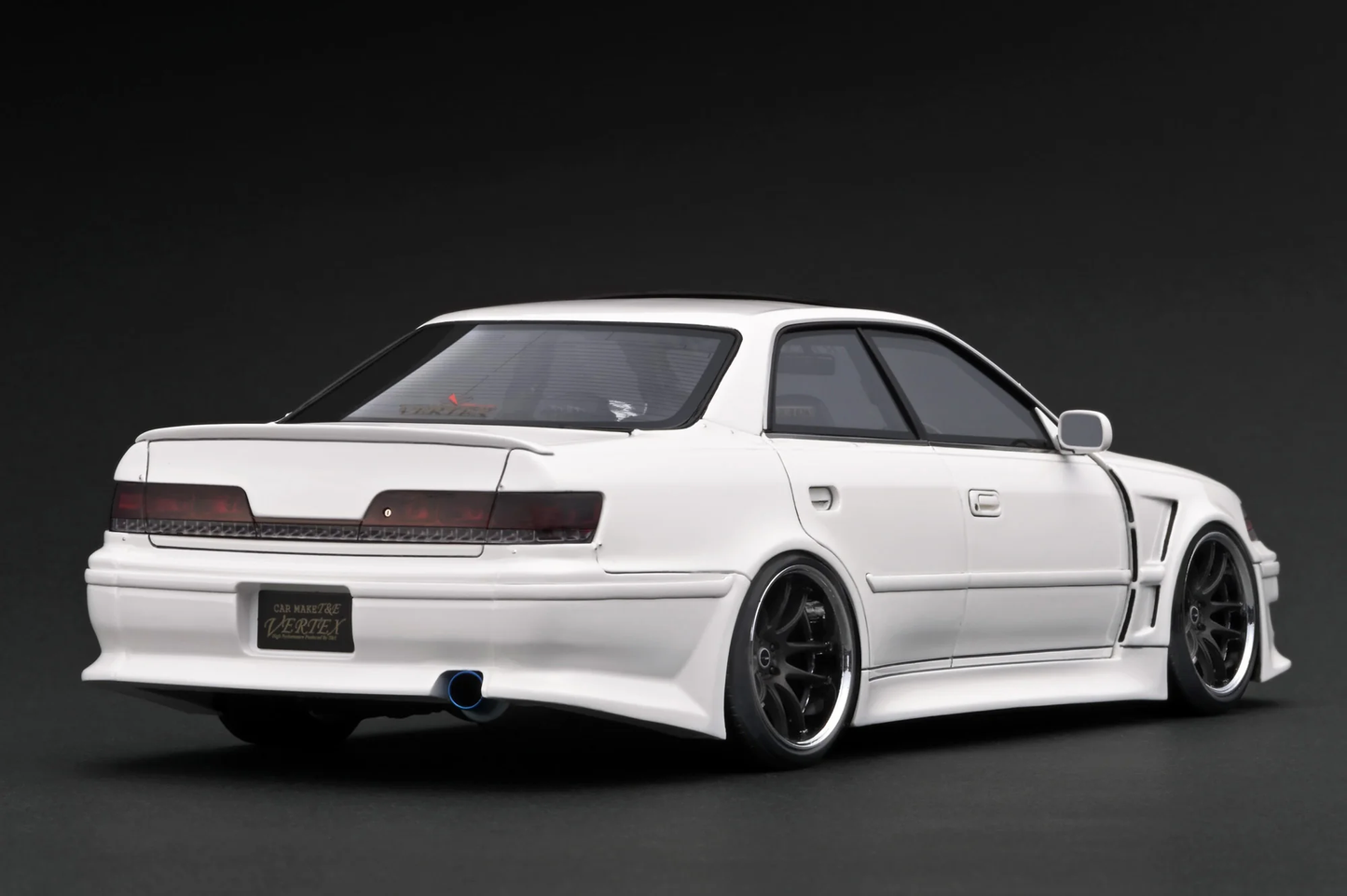 IG3576 Toyota Chaser VERTEX JZX100 MARK-II White Ignition Model 1:18