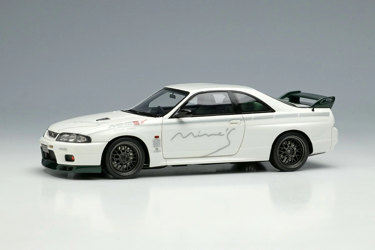 Miniatura Nissan Skyline GT-R R33 - Mine EM680 - Scala 1:18